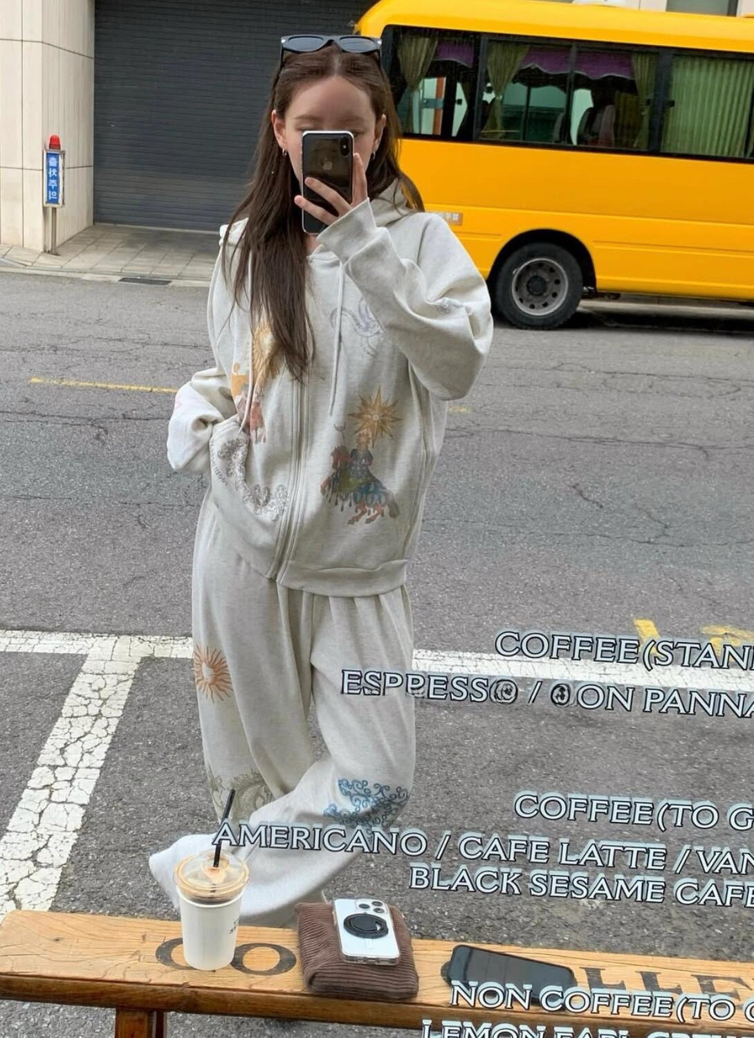 Jennie Collaborated Streetwear - огляд і ціна Streetwear Brand Collaborations